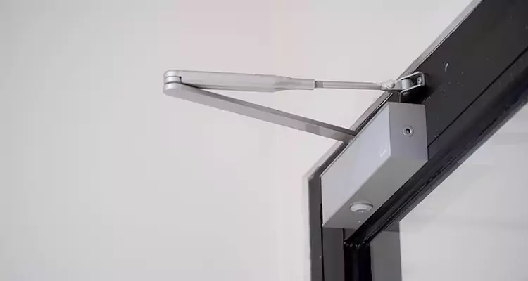 Screen Door Closer Repair in Ocala, FL