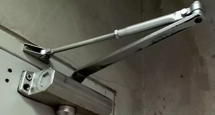 Door Closer Parallel Arm Installation in Ocala, FL